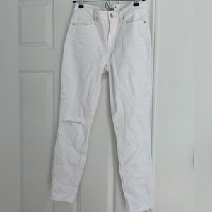 PAIGE WHITE HOXTON ANKLE JEANS